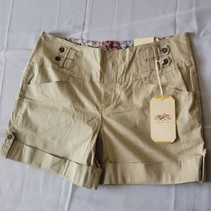one5one High Waist Khaki Shorts